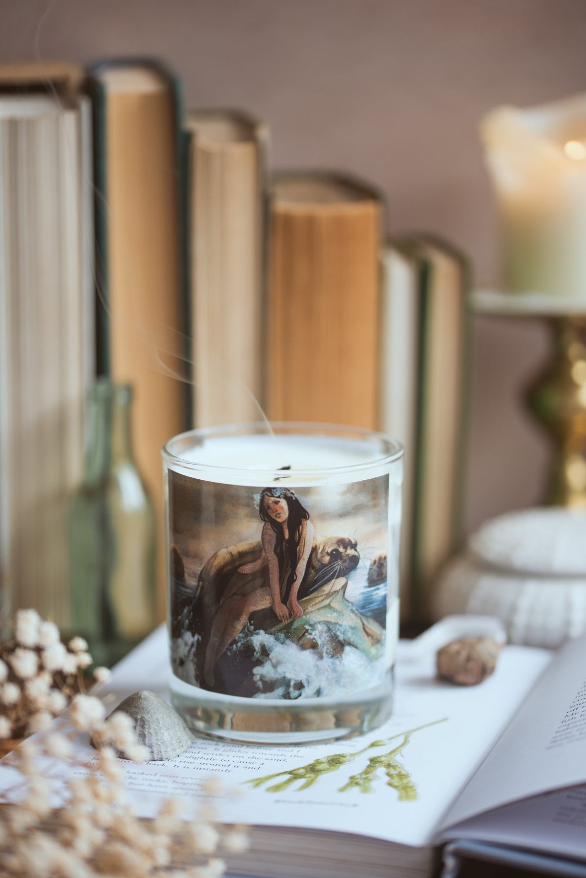 Selkie Tide aromatherapy candle with lemon verbena, lavender, ylang ylang & cedarwood – Black Mountain Candles